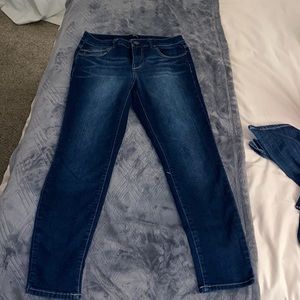 1822 Denim